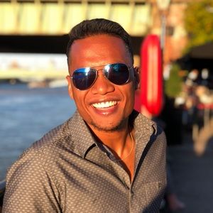 Meet your Posher, Edwin